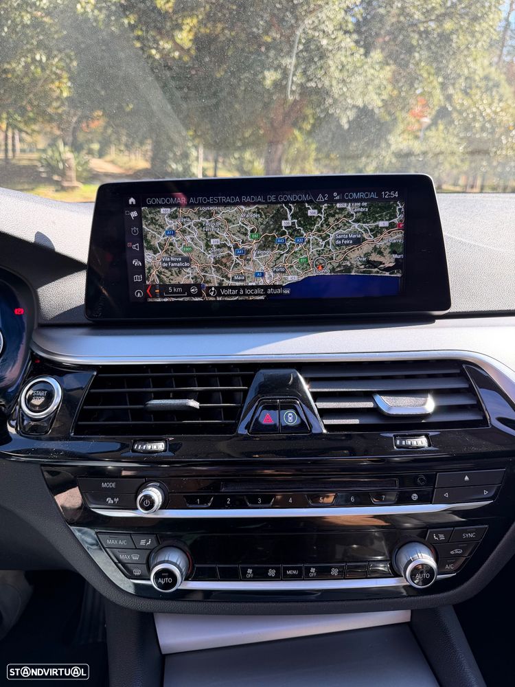 BMW 530 e iPerformance Line Luxury - 13