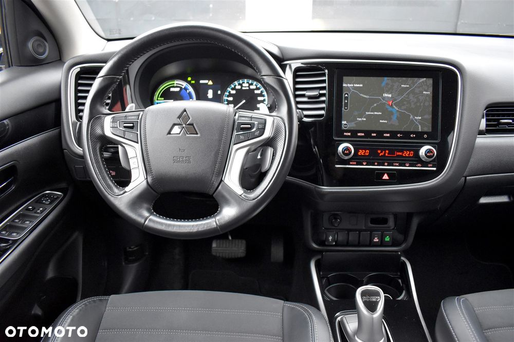Mitsubishi Outlander Intense + - 27