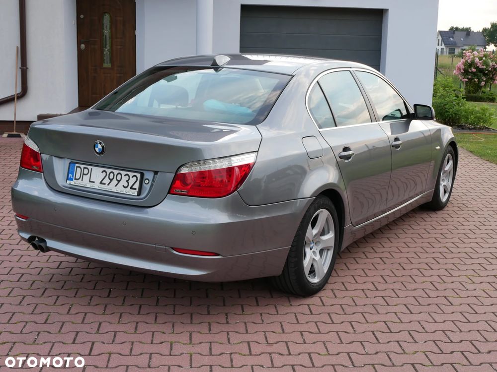 BMW Seria 5 525d - 4