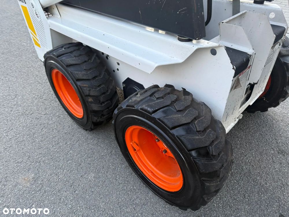 Bobcat 440B - 3