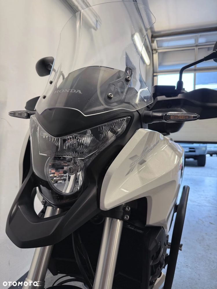 Honda VFR - 28