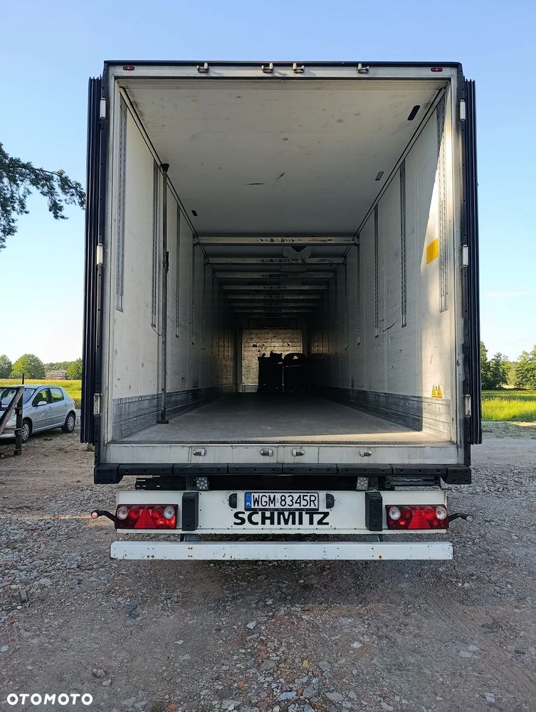 Schmitz Cargobull SKO24 - 4