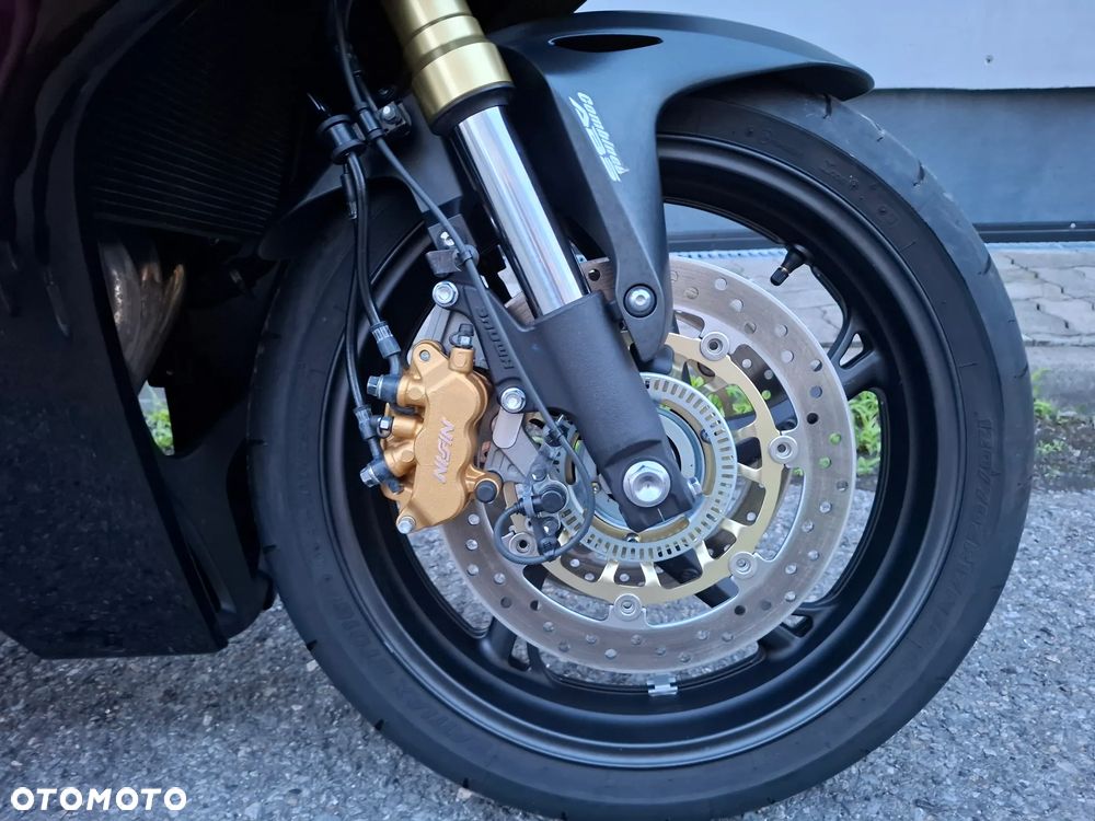 Honda CBR - 11