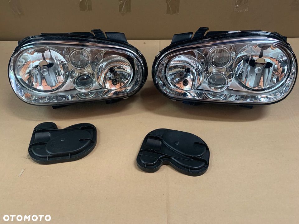 REFLEKTOR VOLKSWAGEN GOLF 4 LEWY LUB PRAWY 3 ŻARÓWKI NOWY - 1