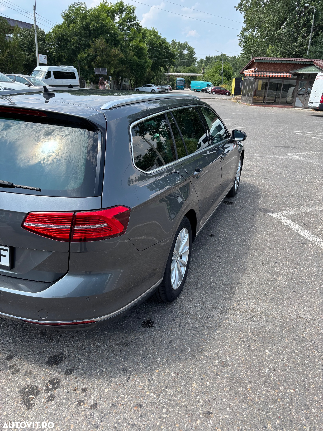 Volkswagen Passat Variant 2.0 TDI DSG (BlueMotion Technology) Highline - 2