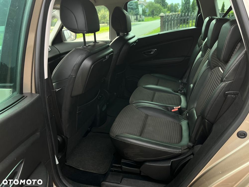 Renault Scenic - 19
