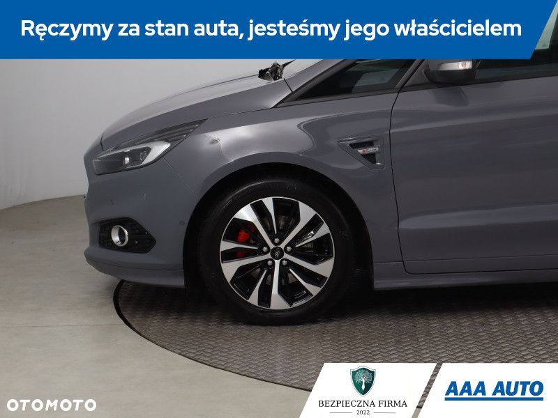 Ford S-Max - 16