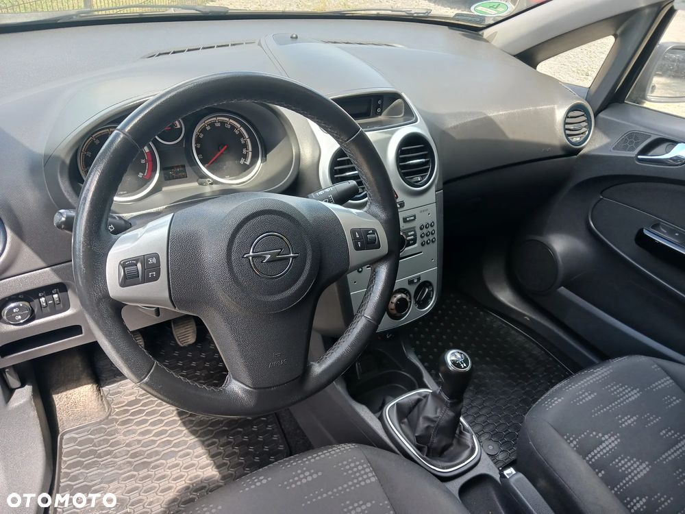 Opel Corsa 1.2 16V Color Edition - 11