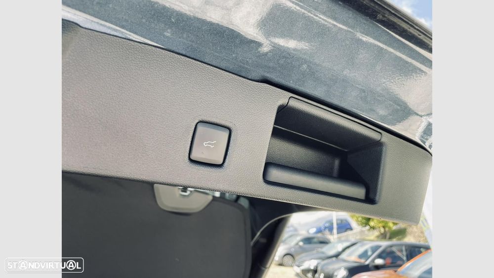 Ford Kuga 2.5 PHEV ST-Line X - 15