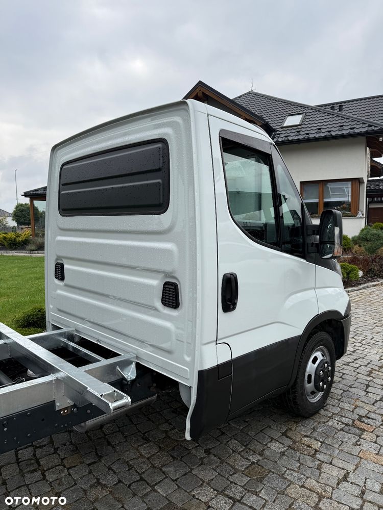 Iveco Daily 35C14 50C15 35C15 2018 rok - 11