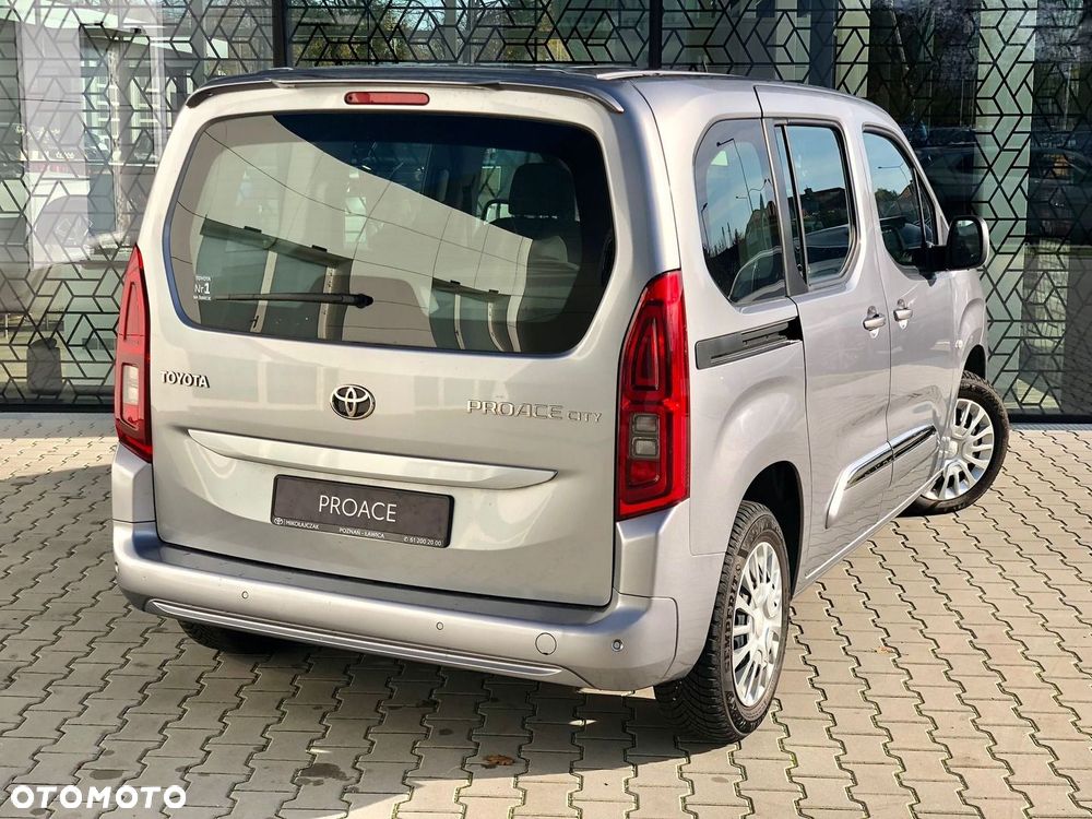 Toyota Proace City Verso 1.5 D-4D Business - 12