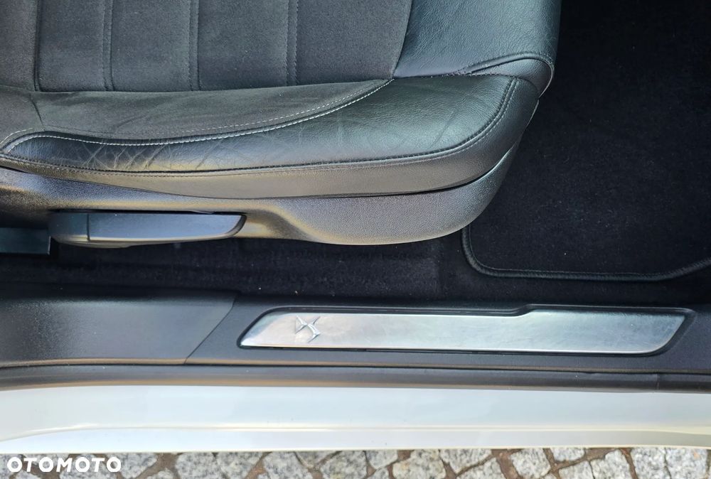 Citroën DS5 2.0 HDi Chic - 22