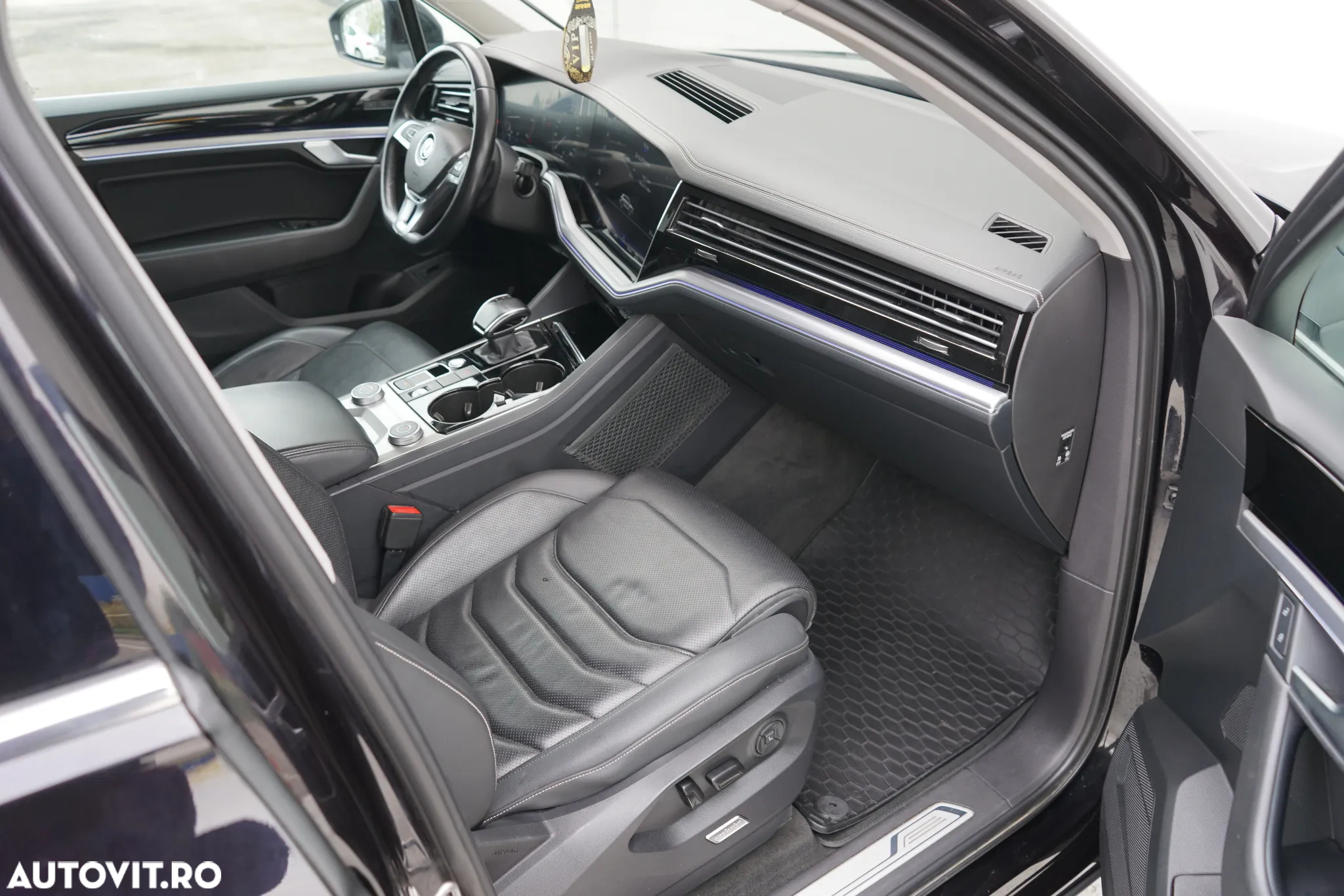 Volkswagen Touareg V6 TDI Elegance - 26