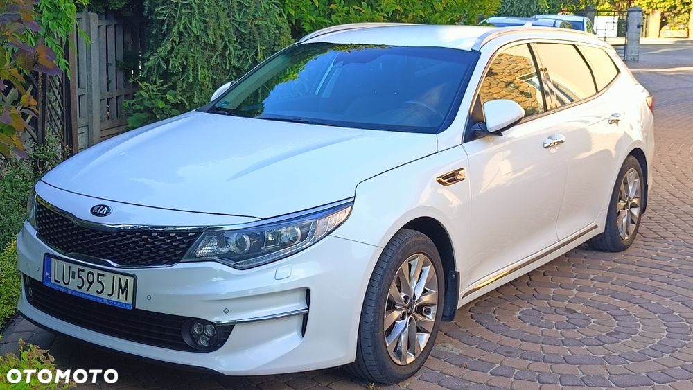 Kia Optima - 1