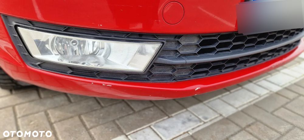 Skoda RAPID 1.4 TSI Elegance DSG - 30