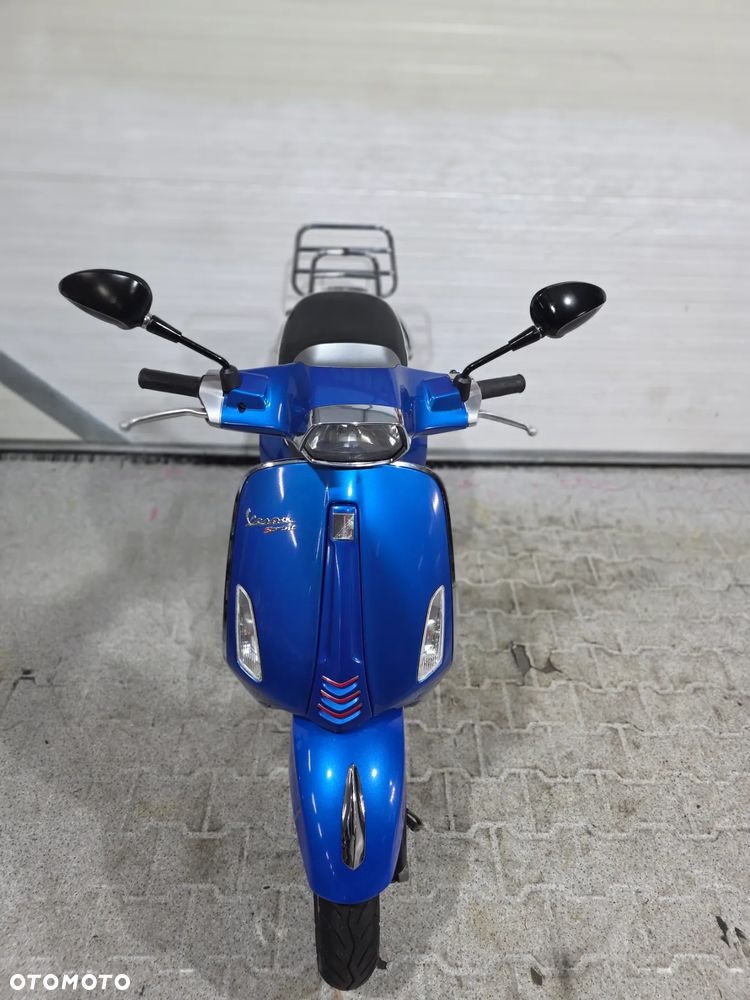 Piaggio Vespa - 18
