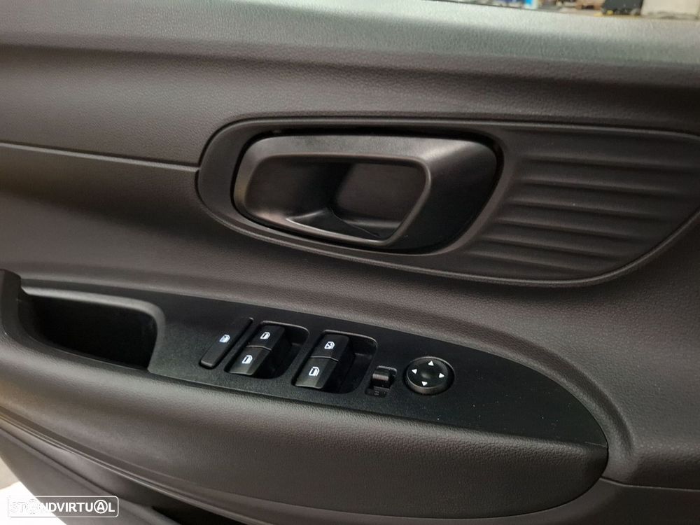 Hyundai Bayon - 22