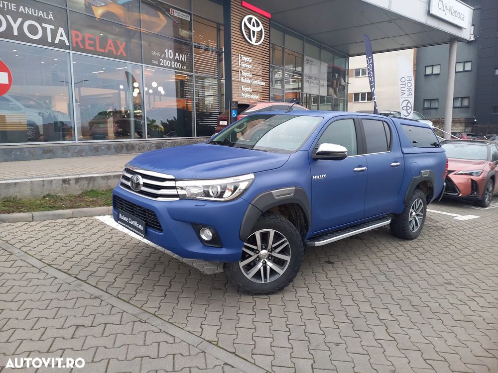 Toyota Hilux 4x4 Double Cab A/T Invincible - 1