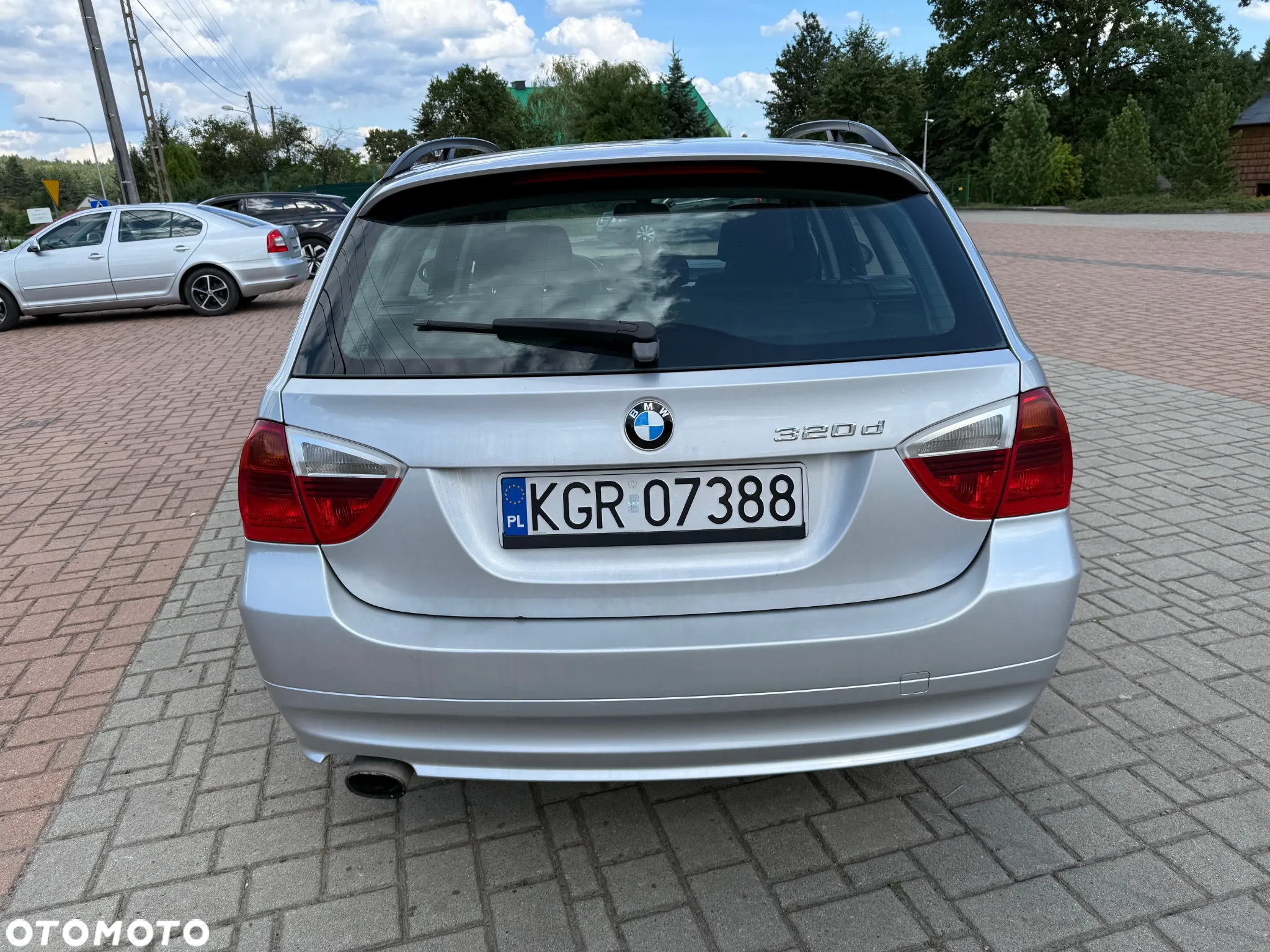 BMW Seria 3 320d DPF Touring - 6