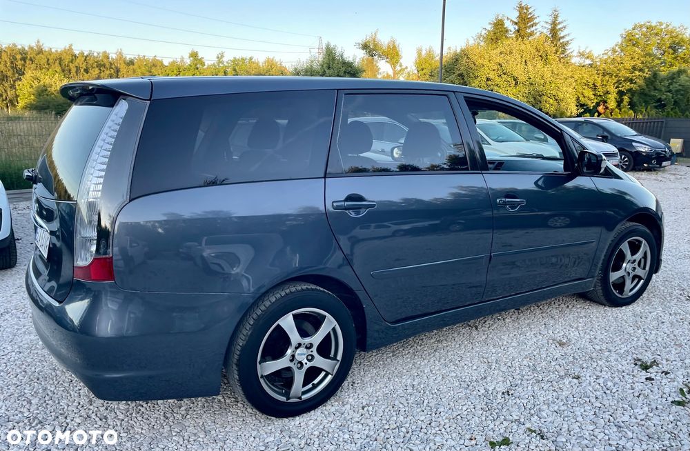 Mitsubishi Grandis 2.4 Inform - 20