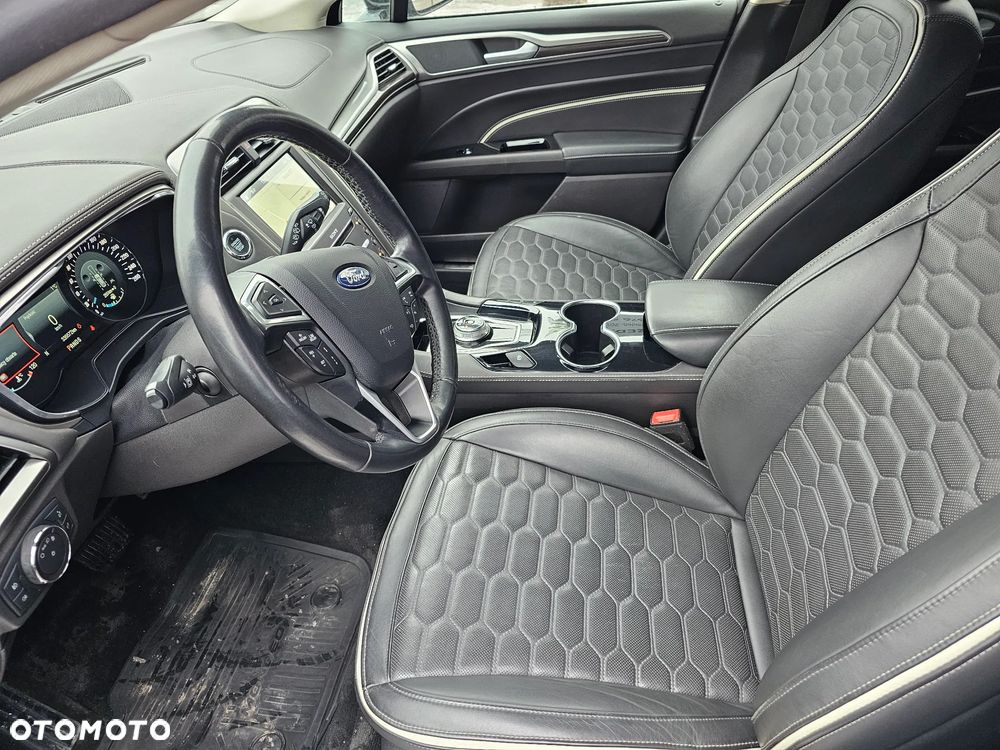 Ford Mondeo 2.0 EcoBlue Allrad VIGNALE - 2