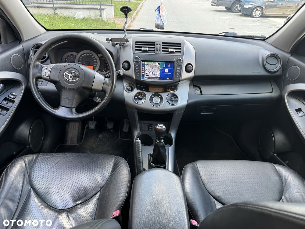 Toyota RAV4 - 5