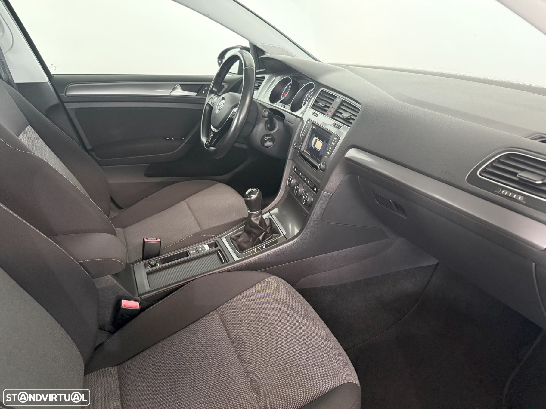 VW Golf Variant 1.6 TDi Confortline - 20