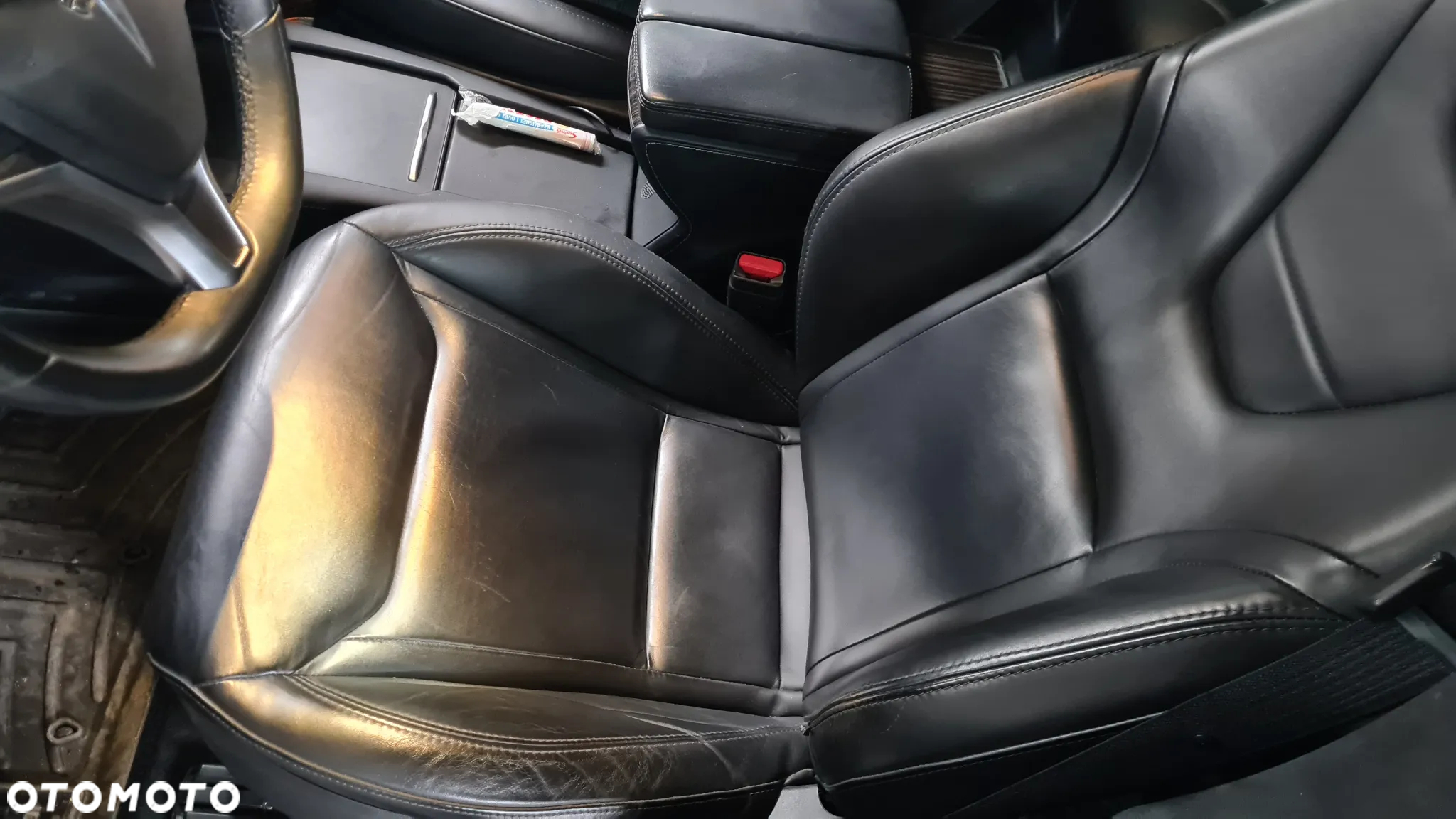 Tesla Model S - 15