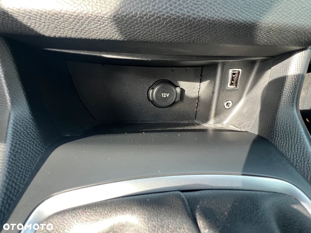 Peugeot 308 125 THP Active - 28
