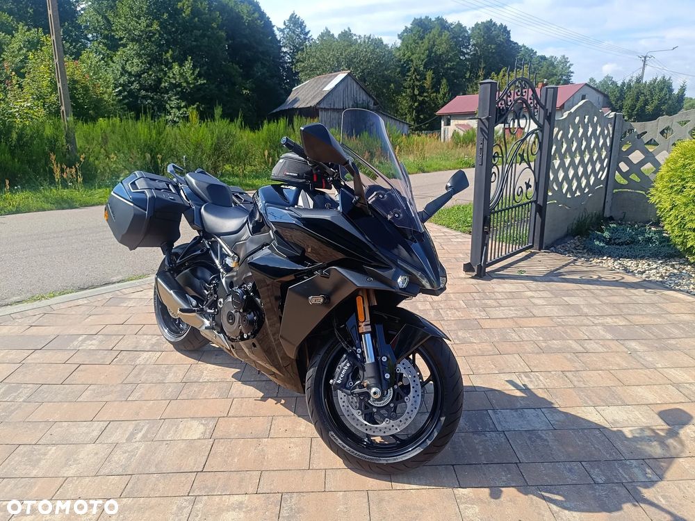 Suzuki GSX 1000 - 1