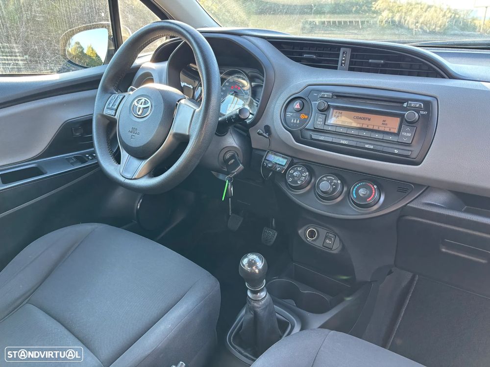 Toyota Yaris 1.4 D-4D ACtive+AC - 18