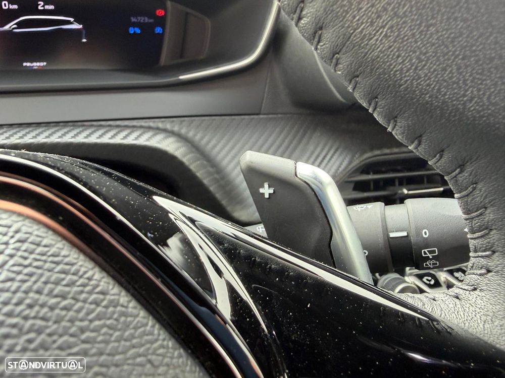 Peugeot 2008 Hybrid 145 e-DSC Allure - 58