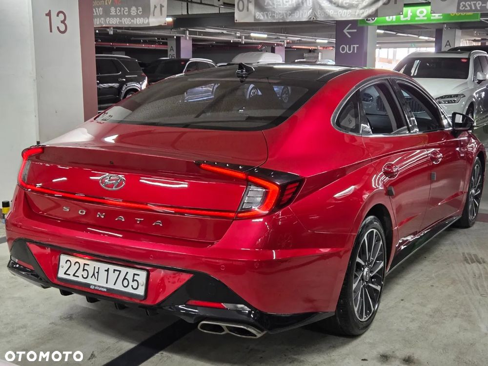 Hyundai Sonata - 5