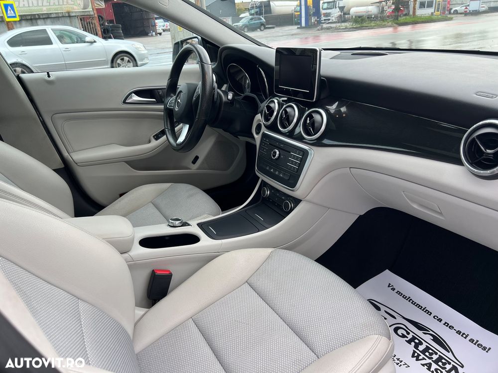 Mercedes-Benz CLA - 18