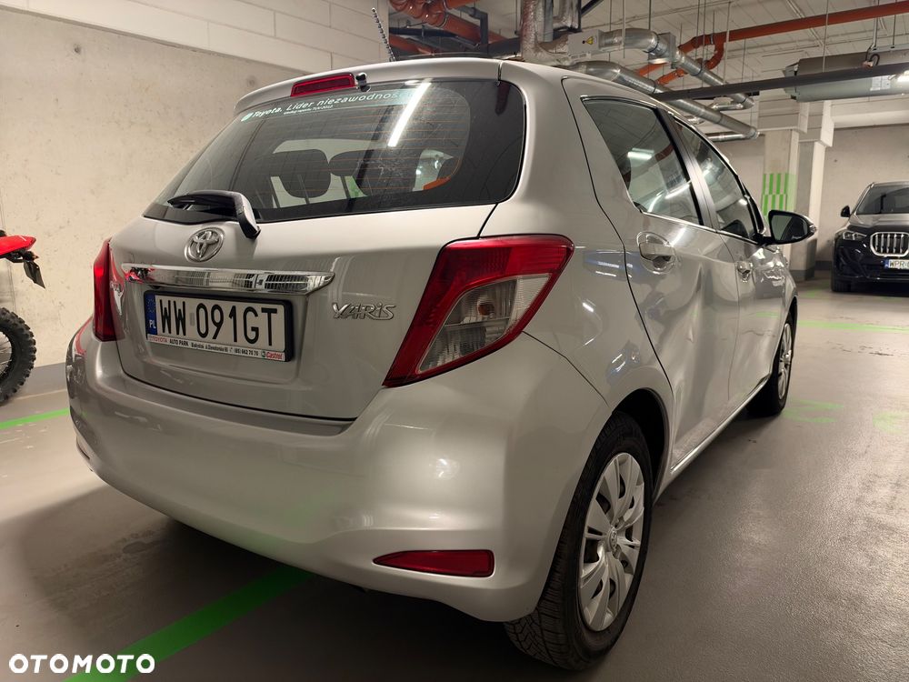Toyota Yaris - 5
