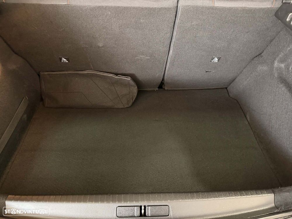 Peugeot 208 1.5 BlueHDi Allure Pack - 24