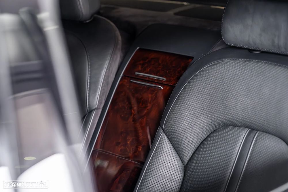 Audi A8 2.0 TFSi Hybrid Tiptronic - 27