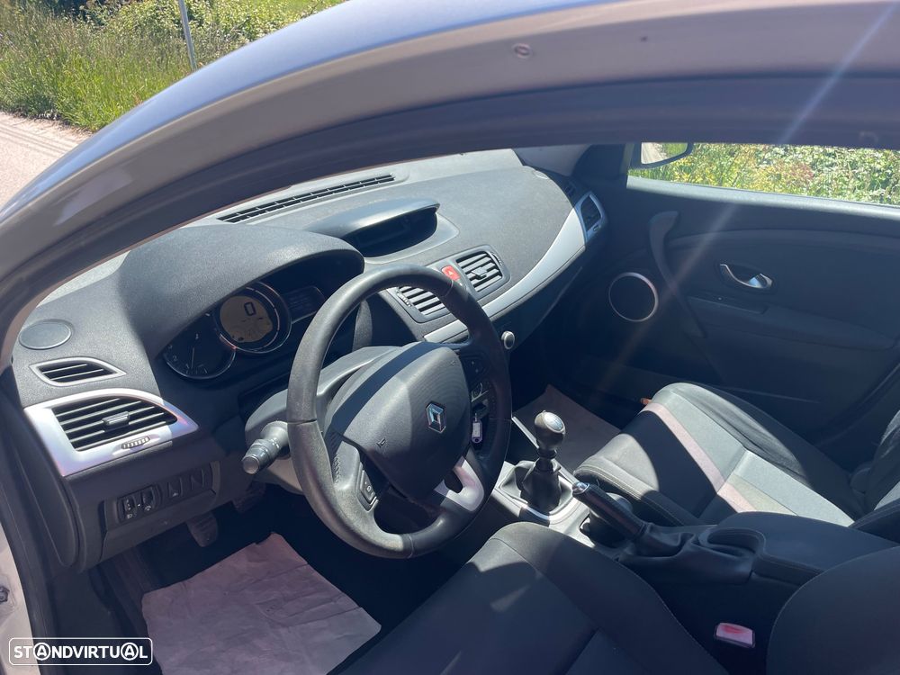 Renault Mégane Break 1.5 dCi Luxe - 6
