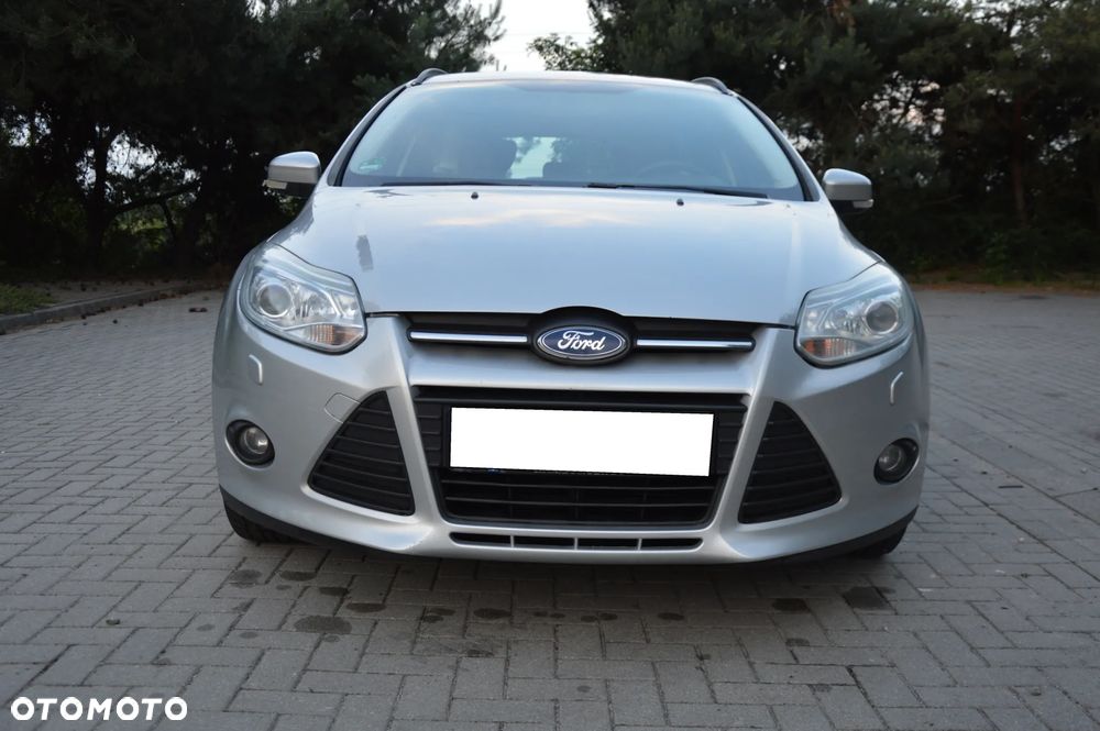 Ford Focus 1.6 TDCi DPF SYNC Edition - 6