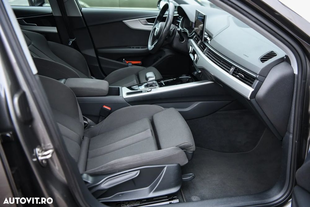 Audi A4 2.0 35 TFSI S tronic MHEV Advanced - 16