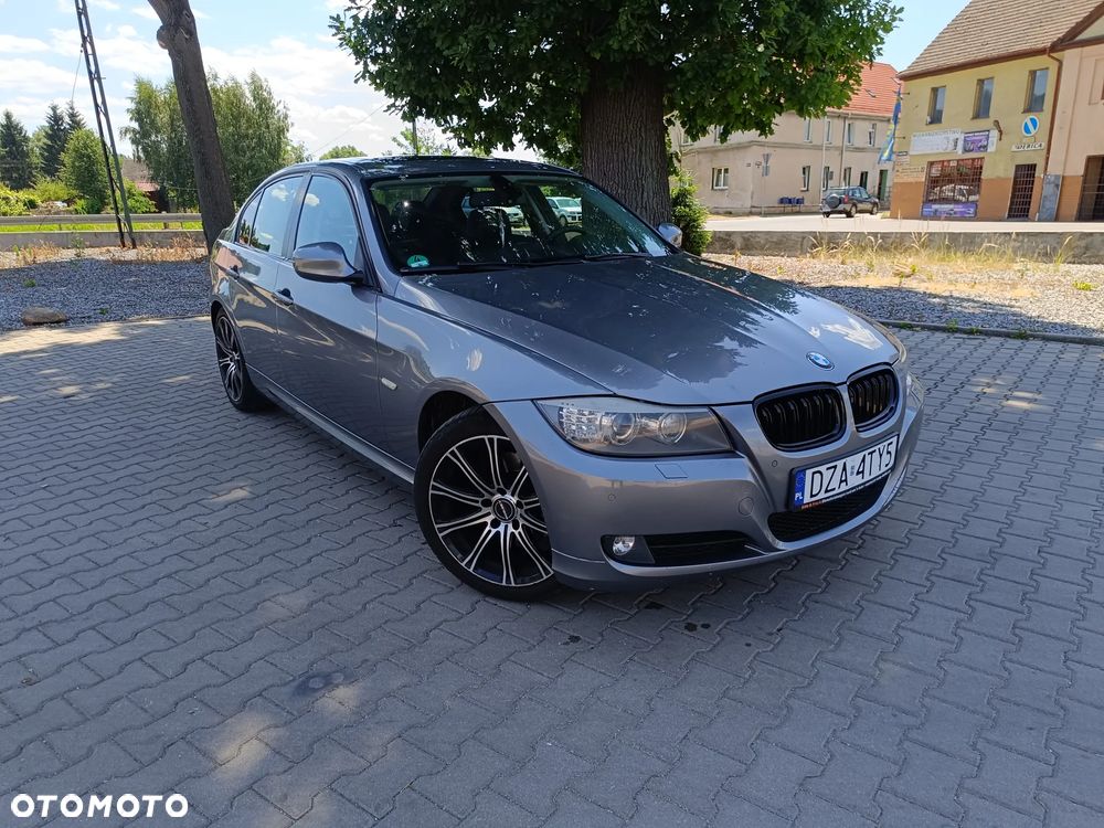 BMW Seria 3 320d - 10