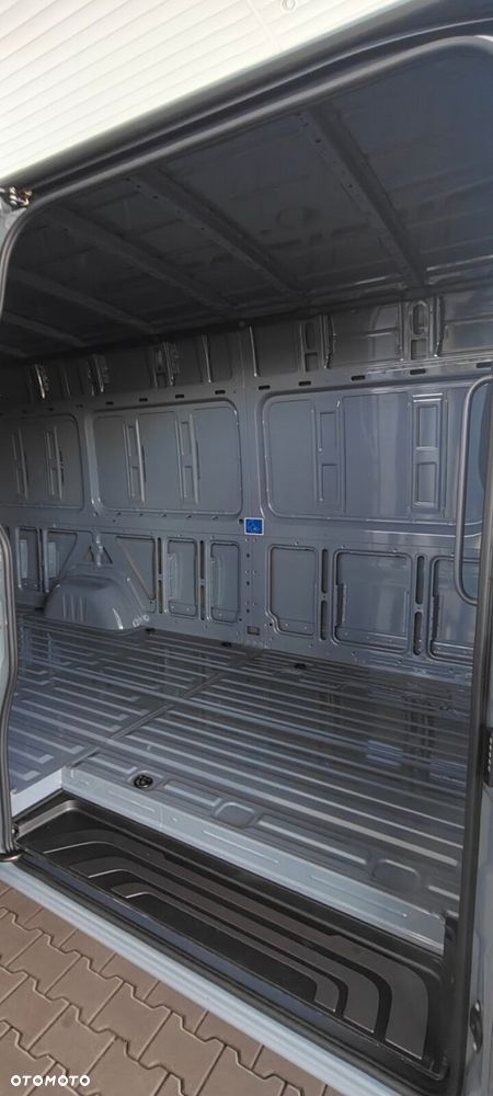 Mercedes-Benz Sprinter 317 CDI KA OM654 - 8
