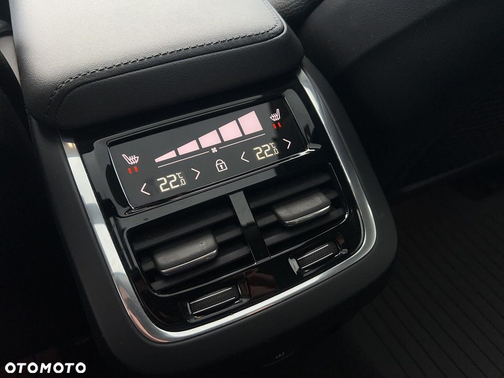 Volvo S60 B5 B AWD Ultimate Dark - 16