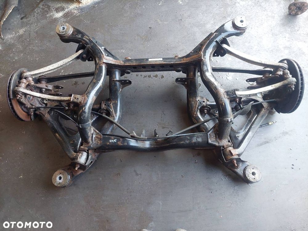 KOMPLETNE ZAWIESZENIE BELKA SANKI TYŁ VW TOUAREG I 06-10r 7L0500041 - 5