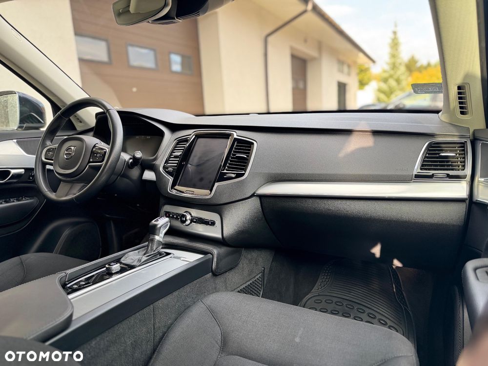 Volvo XC 90 T5 AWD Momentum Pro - 25