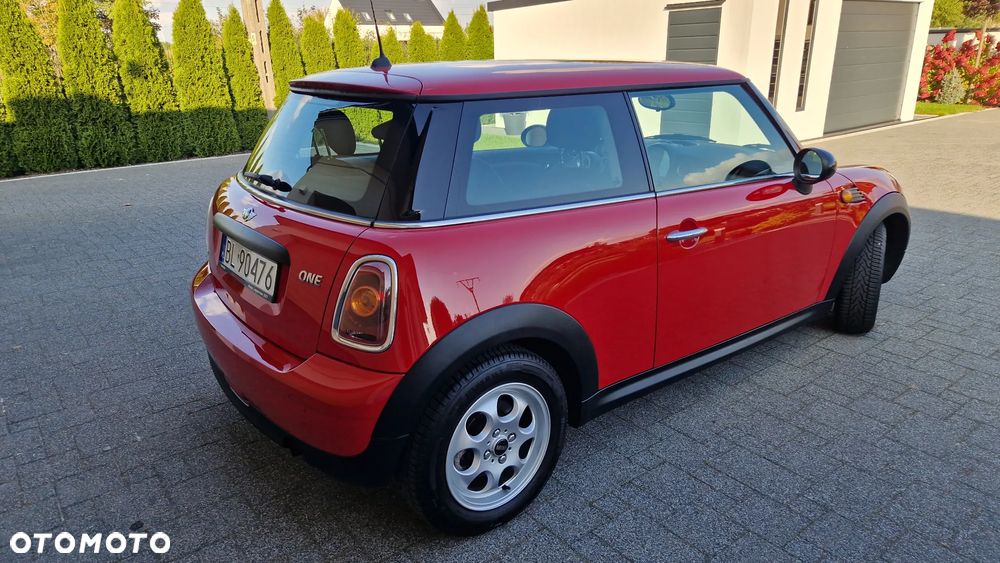 MINI ONE Standard - 18