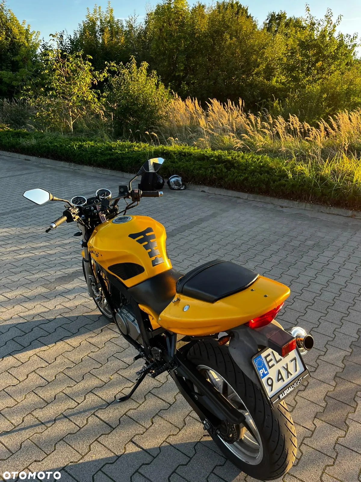 Hyosung GT Comet - 6