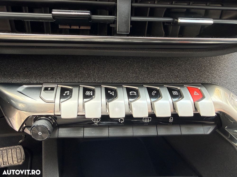 Peugeot 3008 225 e-EAT8 Allure Pack - 24