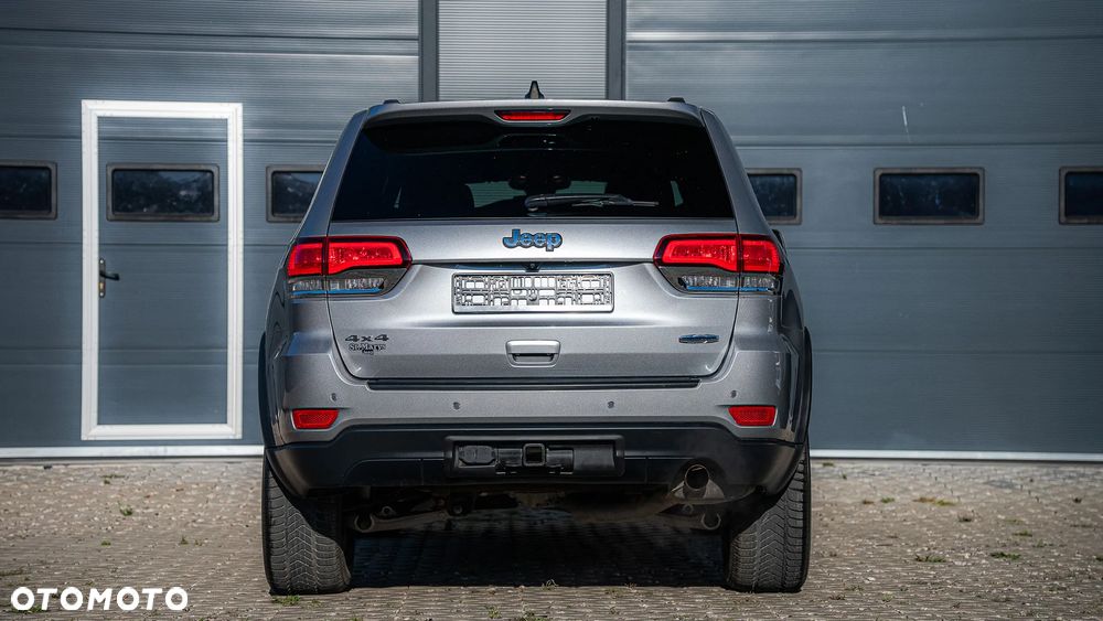Jeep Grand Cherokee - 10
