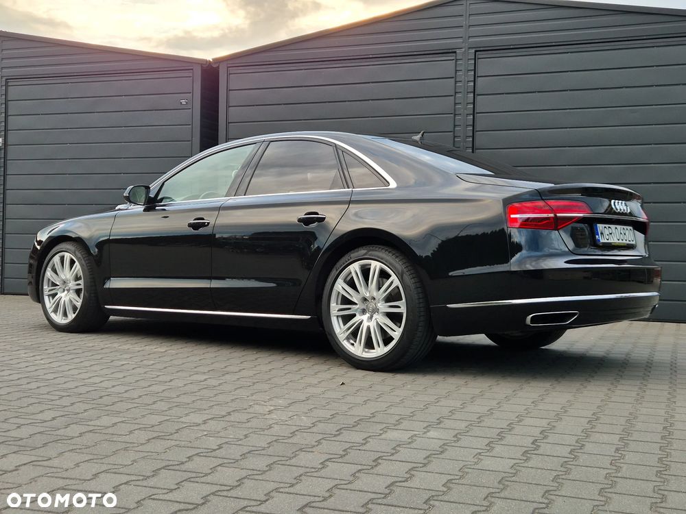Audi A8 4.2 TDI DPF (clean diesel) quattro tiptronic - 5